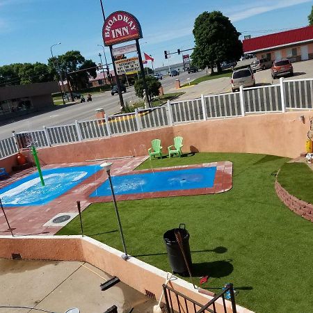 Broadway Inn Yankton Экстерьер фото
