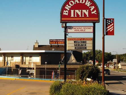 Broadway Inn Yankton Экстерьер фото